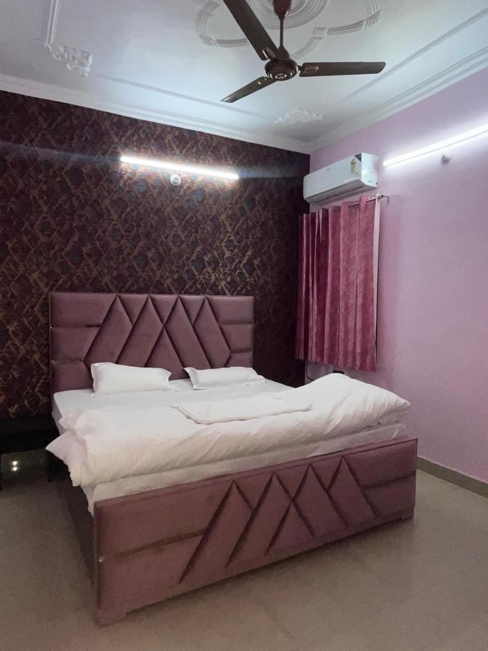 Kashi Anadam Bnb Varanasi Dış mekan fotoğraf