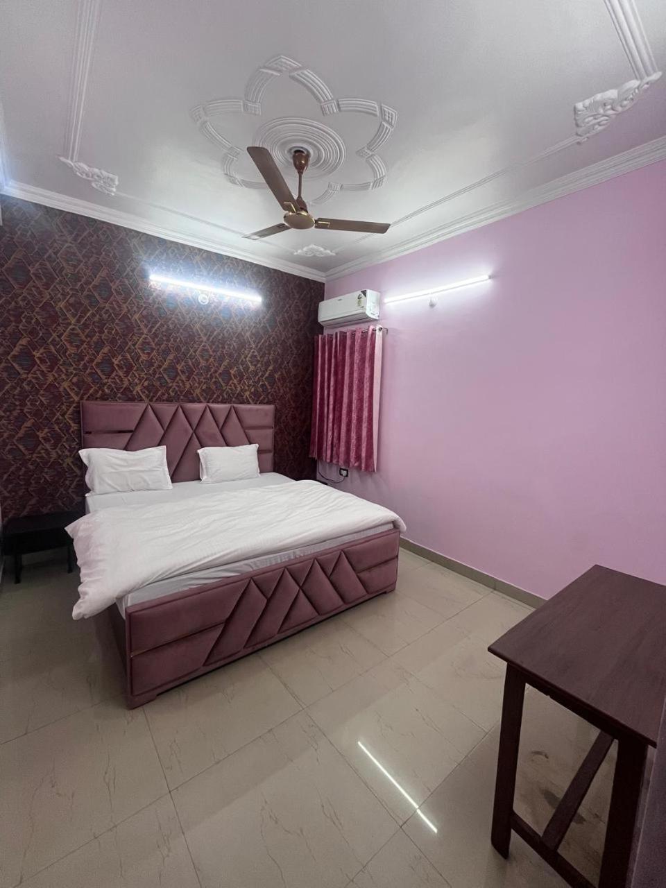 Kashi Anadam Bnb Varanasi Dış mekan fotoğraf